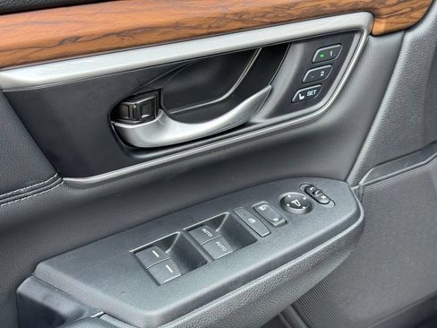 Used 2020 Honda CR-V EX-L image 9