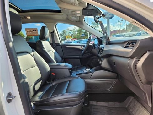 Certified 2022 Ford Escape SEL image 14