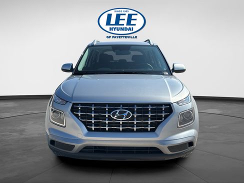 New 2026 Hyundai Venue SEL FWD image 8