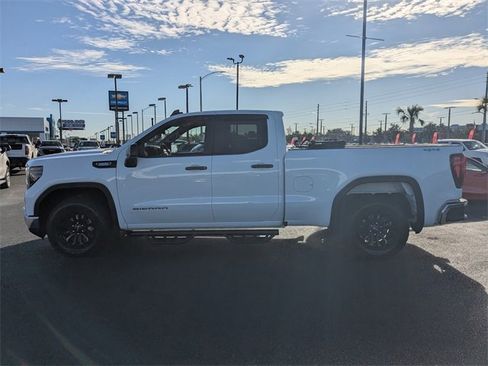 Used 2024 GMC Sierra 1500 Pro w/ Pro Value Package image 7