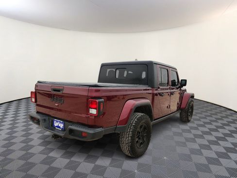 Used 2022 Jeep Gladiator Sport image 4