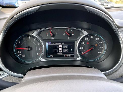 Used 2017 Chevrolet Malibu LT w/ Driver Confidence Package image 12