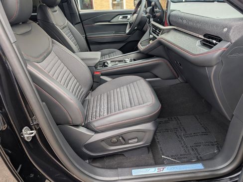 New 2026 Ford Explorer ST-Line AWD/4WD image 25