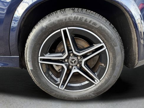 Used 2020 Mercedes-Benz GLE 350 4MATIC w/ AMG Line Exterior image 19