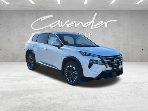 New 2026 Nissan Rogue Platinum AWD/4WD image 2