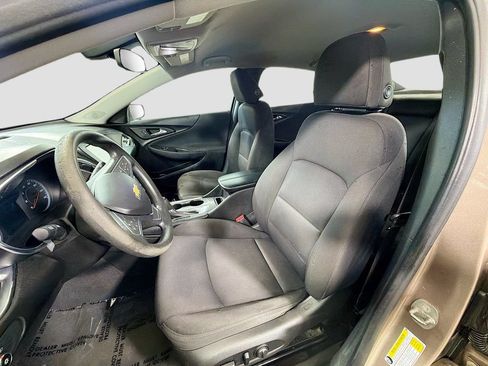 Used 2018 Chevrolet Malibu LT FWD image 20
