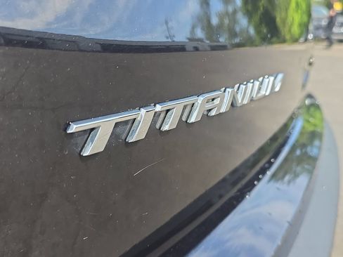 Used 2024 Ford Edge Titanium AWD/4WD image 6