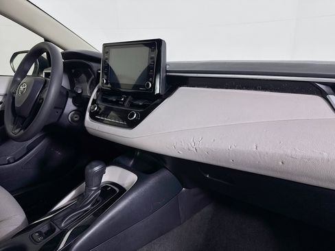 Used 2022 Toyota Corolla LE image 28