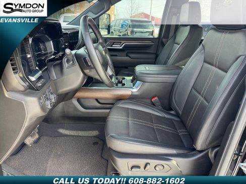 Used 2024 Chevrolet Silverado 3500 High Country w/ High Country Premium Package image 7