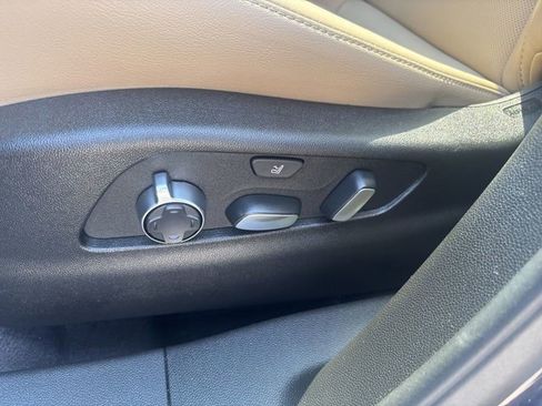 Certified 2025 Cadillac XT4 Premium Luxury image 16