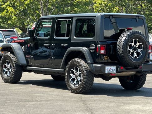 Used 2021 Jeep Wrangler Unlimited Rubicon w/ Cold Weather Group AWD/4WD image 6
