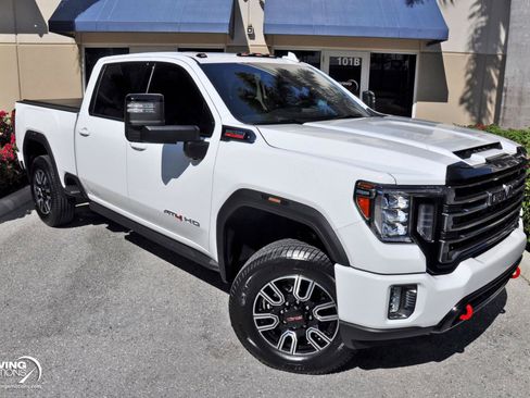 Used 2022 GMC Sierra 2500 AT4 w/ Gooseneck/5TH Wheel Package AWD/4WD image 2