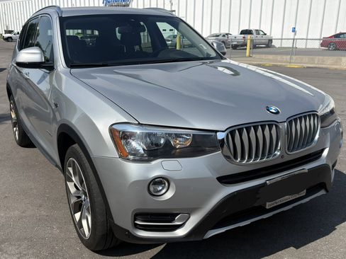 Used 2017 BMW X3 xDrive28i AWD/4WD image 2