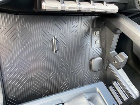 New 2025 Toyota Tacoma TRD Off-Road image 10