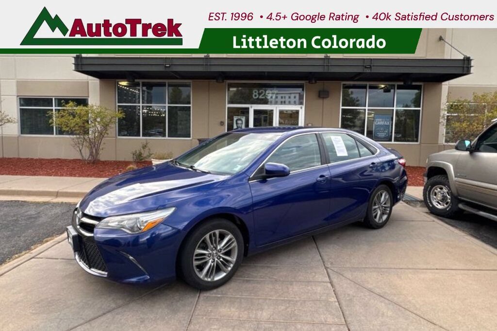 Used 2016 Toyota Camry SE FWD image 1