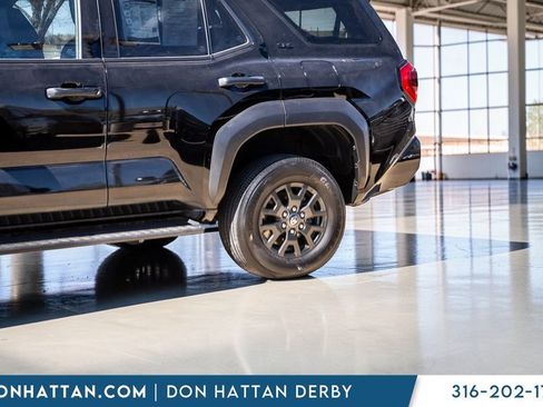 Used 2025 Toyota 4Runner SR5 image 34