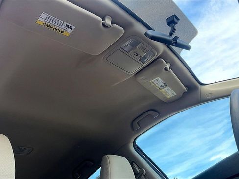 Used 2015 Honda CR-V LX image 21