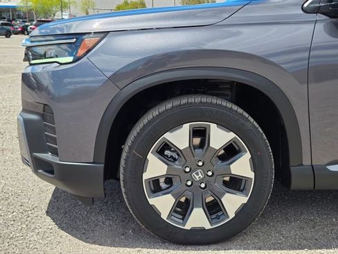 New 2026 Honda Pilot Touring image 6
