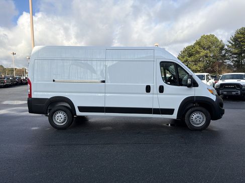 Used 2025 RAM ProMaster 2500 image 5