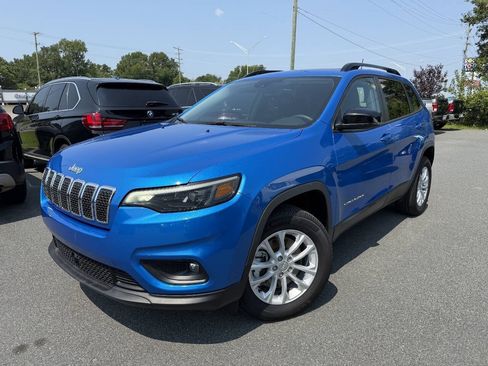 Used 2022 Jeep Cherokee Latitude Lux w/ Sun & Sound Group AWD/4WD image 1