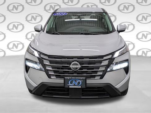Used 2024 Nissan Rogue SV AWD/4WD image 25