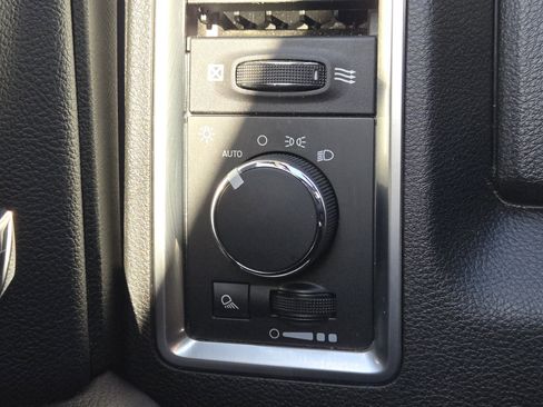 Used 2022 RAM 1500 Classic Warlock w/ Electronics Group image 23