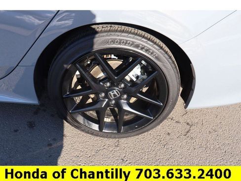 Certified 2025 Honda Civic Sport image 30