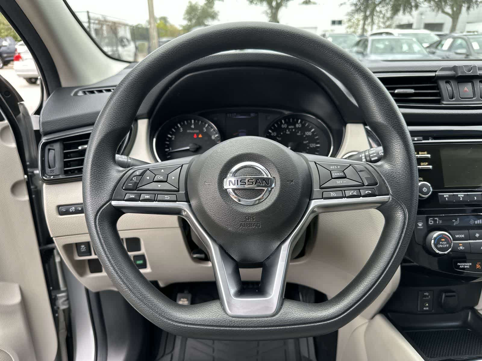 Used 2018 Nissan Rogue Sport SV FWD image 20
