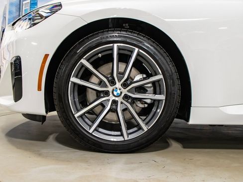 Used 2025 BMW 230i xDrive Coupe w/ Convenience Package image 7