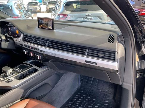 Used 2018 Audi Q7 2.0T Premium Plus w/ Premium Plus Package image 18