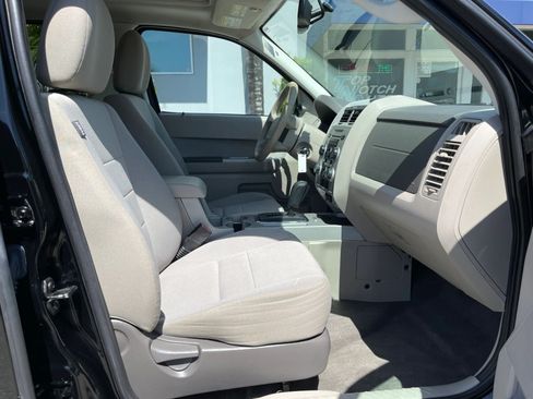 Used 2012 Ford Escape XLT FWD image 23
