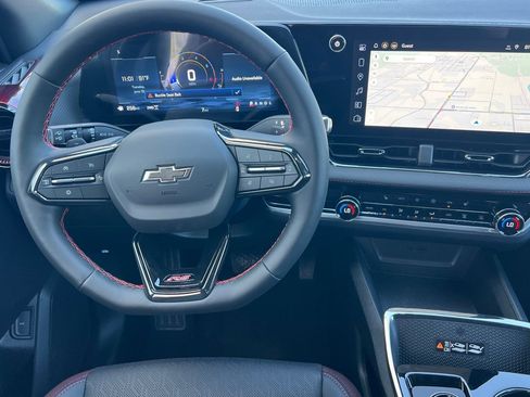 New 2026 Chevrolet Equinox RS AWD/4WD image 11