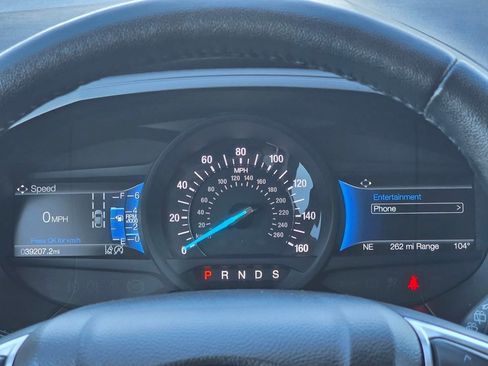 Used 2024 Ford Edge Titanium image 19