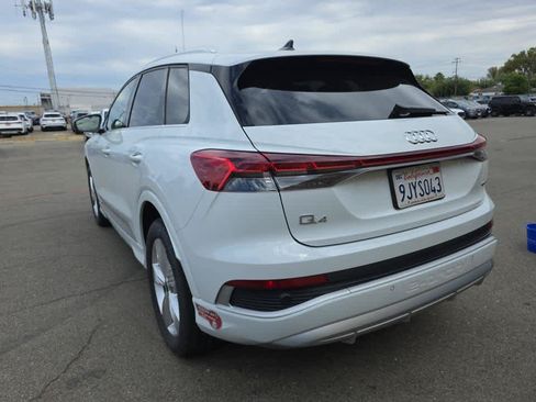 Used 2024 Audi Q4 e-tron Premium AWD/4WD image 5