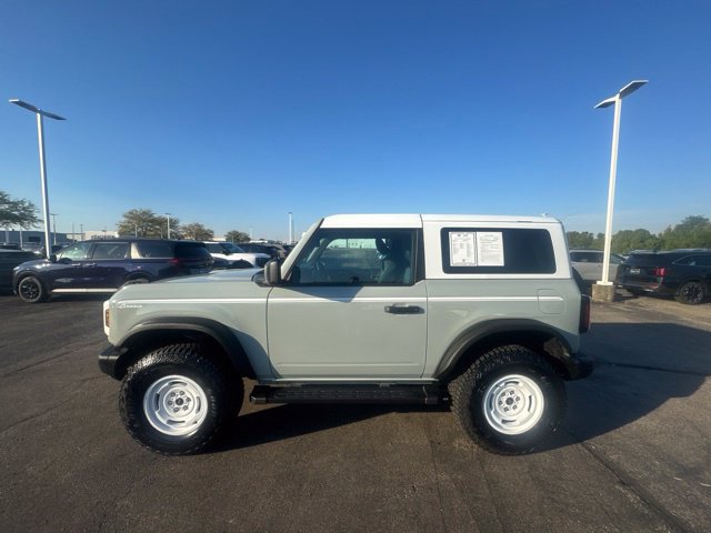 Used 2024 Ford Bronco Heritage Edition AWD/4WD image 4