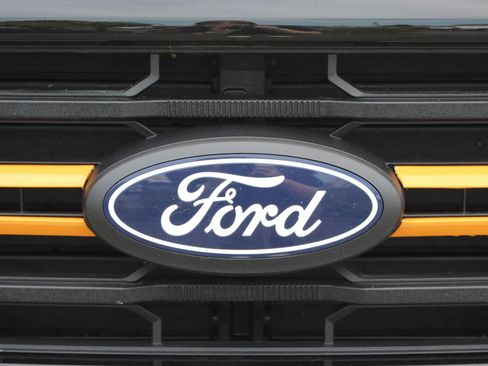 Used 2025 Ford F150 XLT w/ Equipment Group 301A Standard AWD/4WD image 9
