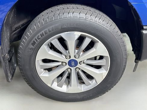Used 2017 Ford F150 XL w/ Equipment Group 101A Mid AWD/4WD image 31