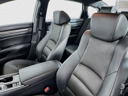 Used 2020 Honda Accord Sport image 27