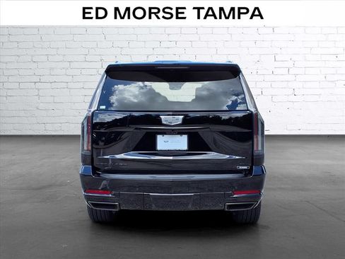 Used 2026 Cadillac Escalade Platinum Sport w/ LPO, ONYX Package AWD/4WD image 4