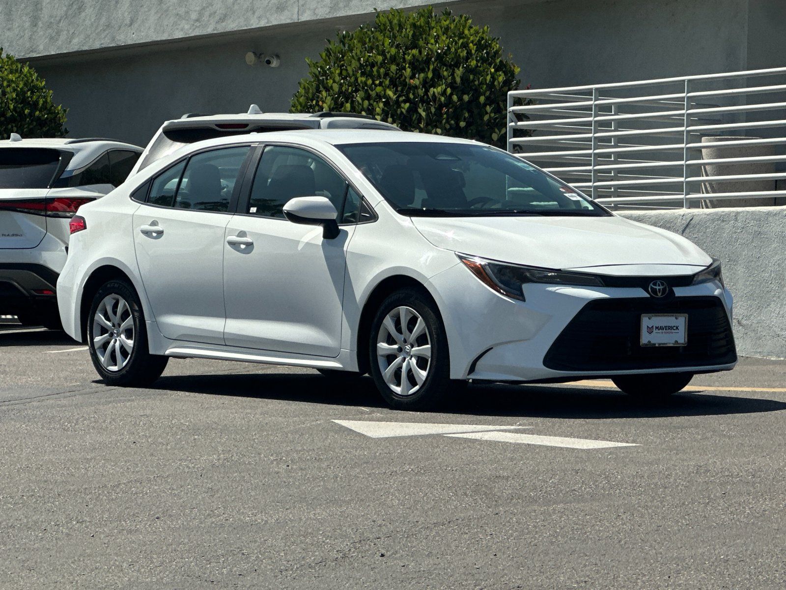 Used 2024 Toyota Corolla LE FWD image 8