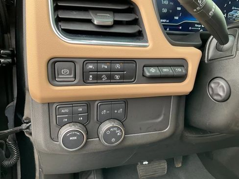 Used 2023 Chevrolet Tahoe Premier image 10