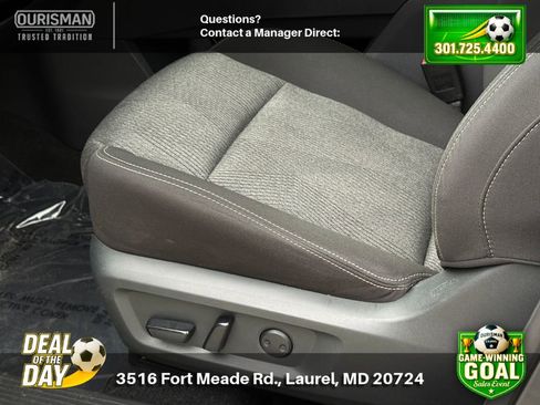 Used 2024 Nissan Rogue SV AWD/4WD image 21