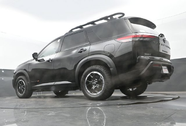 Used 2025 Nissan Pathfinder Rock Creek AWD/4WD image 24