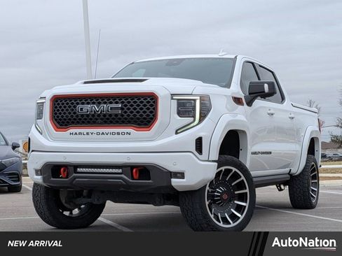 Used 2022 GMC Sierra 1500 AT4 w/ AT4 Premium Package image 1