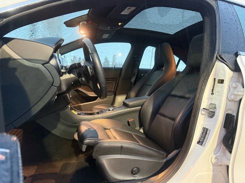 Used 2019 Mercedes-Benz CLA 250 4MATIC w/ Premium Package image 16