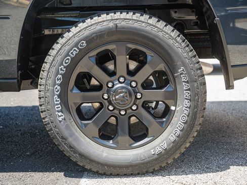 New 2026 RAM 2500 Laramie AWD/4WD image 22