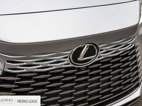 New 2026 Lexus RX 450h AWD image 11