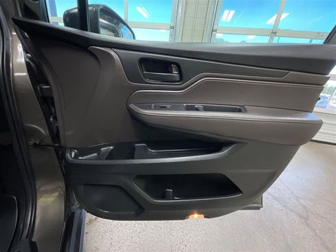 Used 2019 Honda Odyssey EX-L image 24