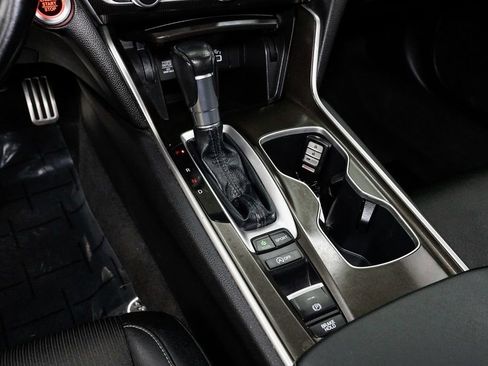 Used 2022 Honda Accord Sport image 19