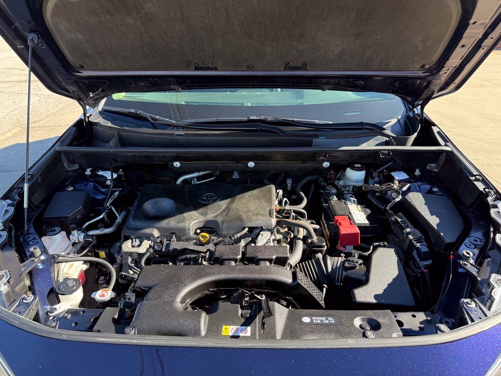 Used 2021 Toyota RAV4 XLE Premium AWD/4WD image 13